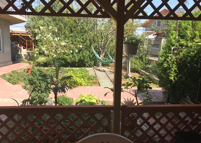 Проживание в семье Casa Vio Parter Эфорие Норд